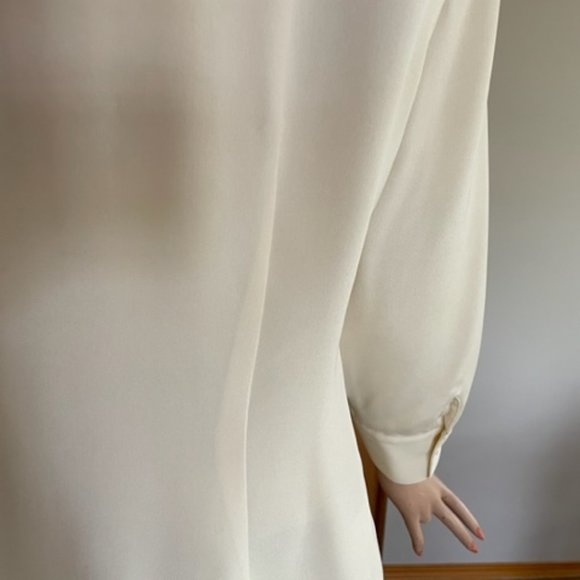 Jones New York Silk Blouse - Picture 4 of 10